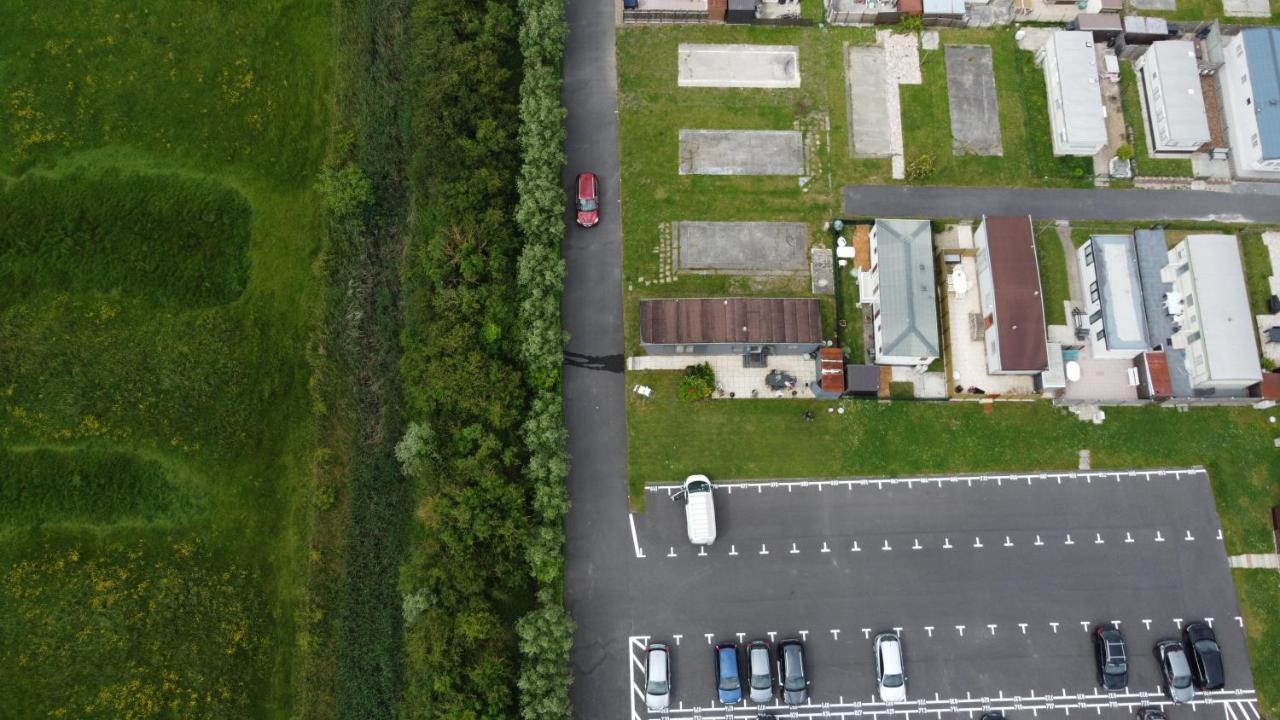 מלון Tiny Beachhouse Belgium, וונדואן מראה חיצוני תמונה